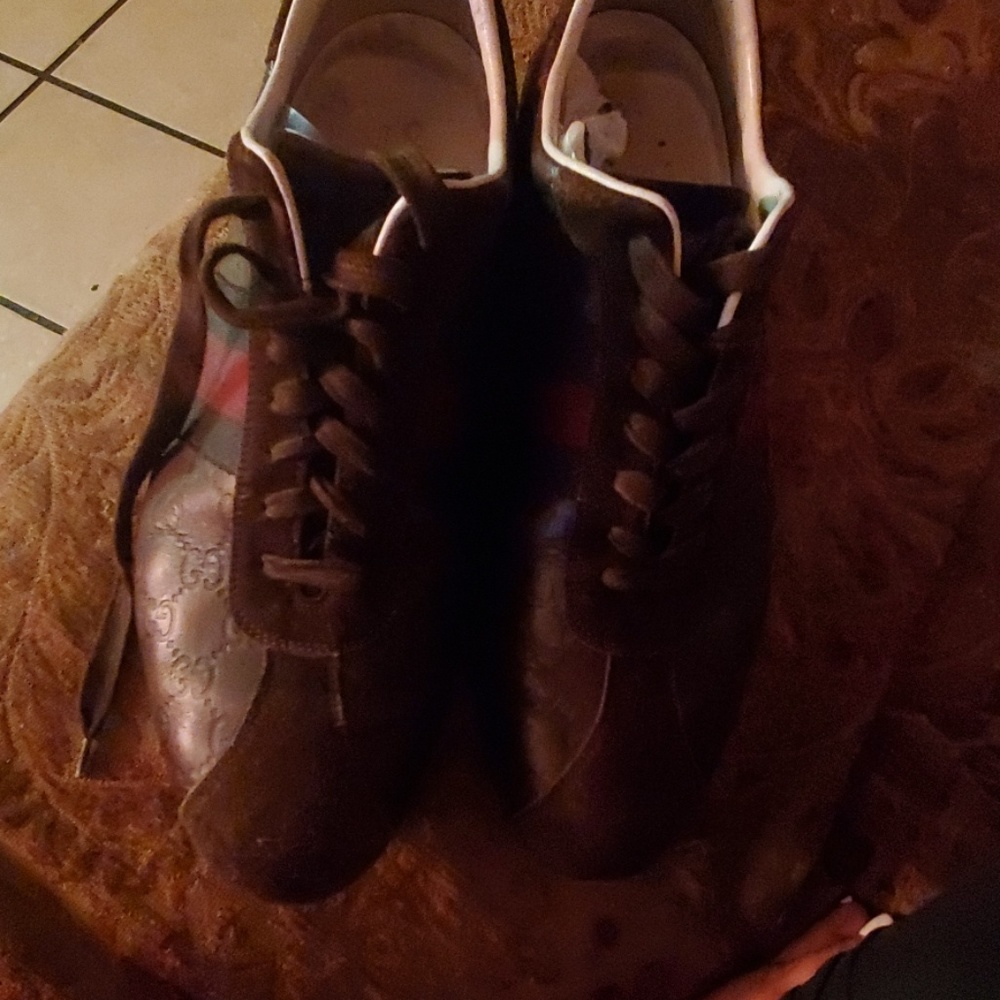 Gucci shoes